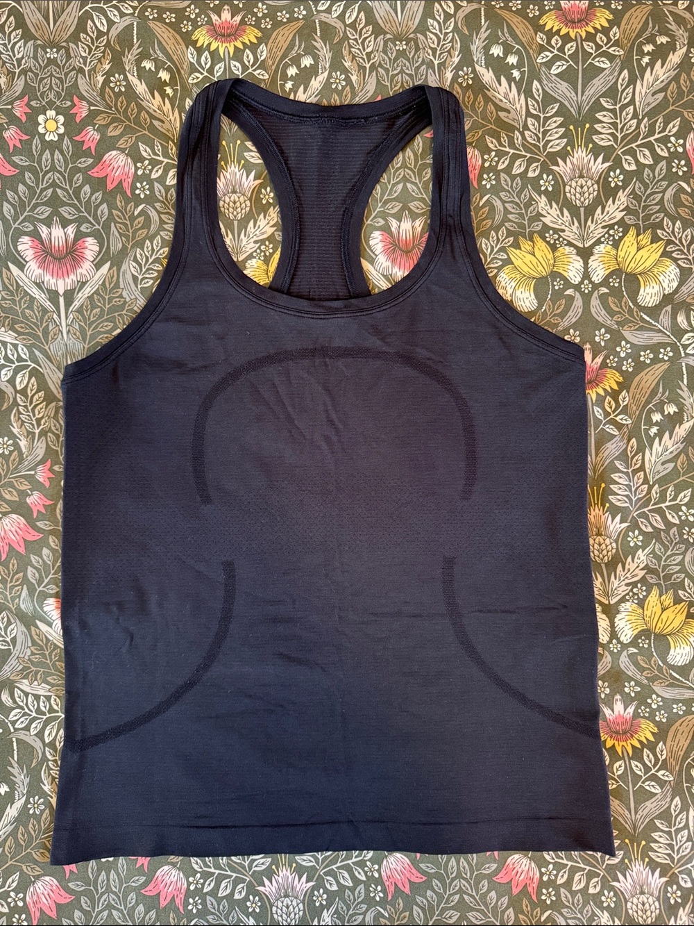 lululemon Swiftly Tech Black Racerback Tank Top size 10